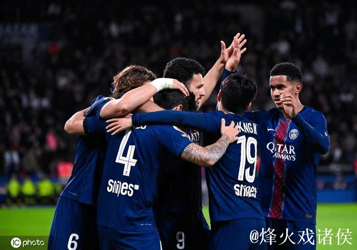 法甲-中卫双星齐建功 巴黎圣日耳曼2-0击败欧塞尔 法甲-中卫双星齐建功 巴黎圣日耳曼2-0击败欧塞尔