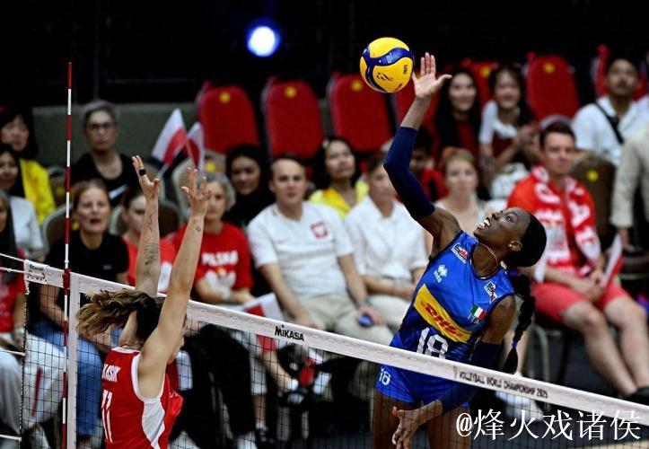 女排世锦赛:意大利与日本携手挺进半决赛 女排世锦赛:意大利与日本携手挺进半决赛