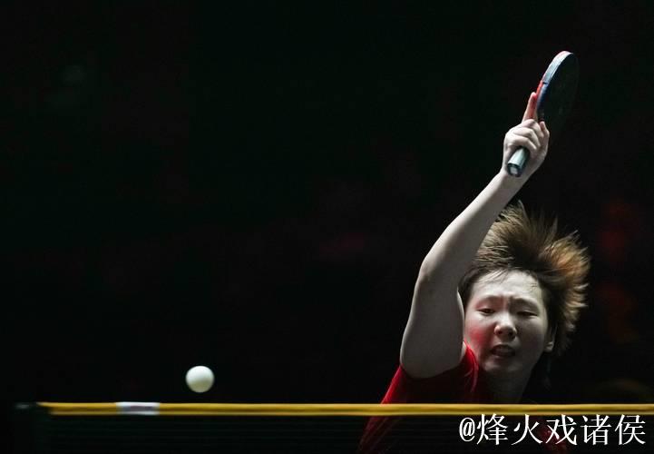 王曼昱势不可挡完胜对手 挺进WTT冠军赛八强 王曼昱势不可挡完胜对手 挺进WTT冠军赛八强